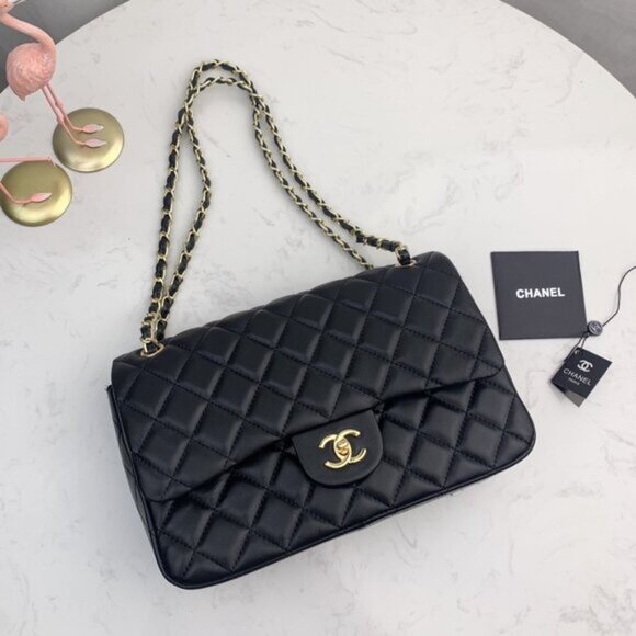 Timeless Chanel Black Chain Shoulder Bag - Picture 1 of 8